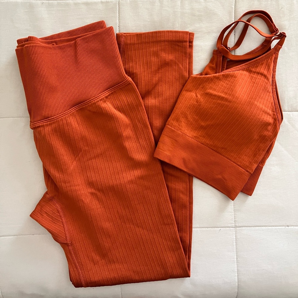 PINK leggings and sport bra set